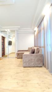 Φωτογραφία από το άλμπουμ του 1,5 Bedroom downtown Chișinău στο Kισινάου