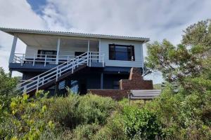 Gallery image of Oppie Koppie in Keurboomstrand