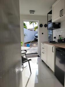 Η κουζίνα ή μικρή κουζίνα στο Appartement S2