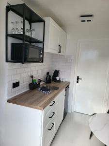 Η κουζίνα ή μικρή κουζίνα στο Appartement S2