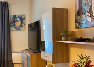 A kitchen or kitchenette at Margaret Apartment by the Danube