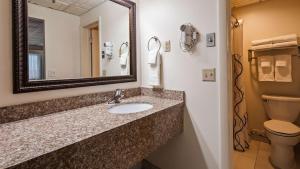 Koupelna v ubytování Best Western Inn Tooele