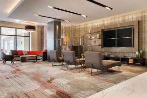 Lounge nebo bar v ubytování Courtyard by Marriott Toronto Mississauga/West