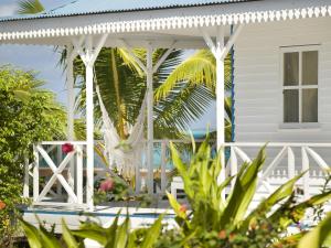 Giardino di Opoa Beach Hotel