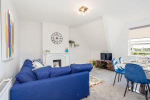 Χώρος καθιστικού στο Beautiful newly refurbished apartment close to the promenade.