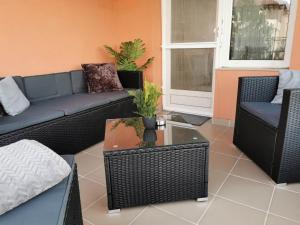 Posedenie v ubytovaní Európa 20 Apartman