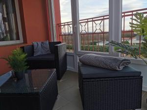 Posedenie v ubytovaní Európa 20 Apartman