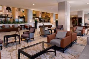 Posezení v ubytování Sheraton Amman Al Nabil Hotel