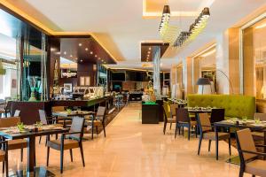 Restaurace v ubytování Sheraton Amman Al Nabil Hotel