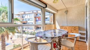 Gambar di galeri bagi Nauticap - 423 - Appart vue piscine - 5 pers di Cap d'Agde