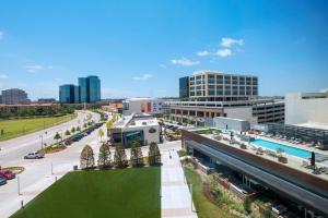 Bazén v ubytování The Westin Irving Convention Center at Las Colinas nebo v jeho okolí