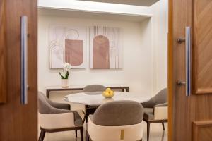 Een zitgedeelte bij The St. Regis Doha