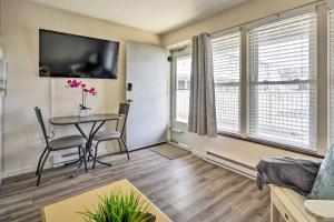 Fotografie z fotogalerie ubytování Brigantine Vacation Rental - Walk to Beach! v destinaci Brigantine + 19 fotografií