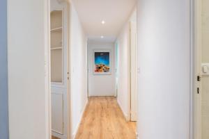 Fotografia z galérie ubytovania 3-Br Apartment Steps from Palais des Festivals v Cannes