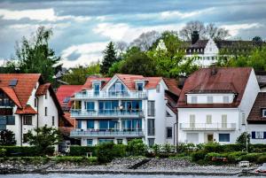 Galeriebild der Unterkunft Birkhofer See genießen - Aparthotel am Bodensee in Immenstaad am Bodensee
