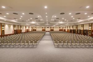 Área de negócios e/ou sala de conferências em Bourbon Thermas Eco Resort Cataratas do Iguacu