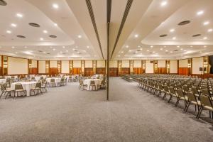 Área de negócios e/ou sala de conferências em Bourbon Thermas Eco Resort Cataratas do Iguacu