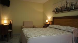 Gallery image of Hotel Puente Romano in Alcántara +10 photos