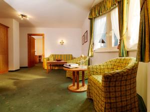 Posedenie v ubytovaní Posthotel Strengen am Arlberg
