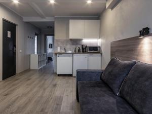 Kuchyň nebo kuchyňský kout v ubytování PARK HOTEL VILNIUS