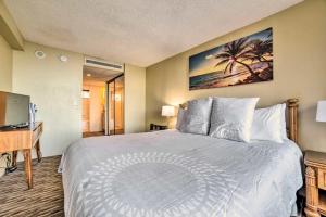 Postel nebo postele na pokoji v ubytování Maui Oceanview Penthouse at Kaanapali Resort + 18 fotografií