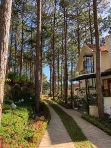 Zahrada ubytování Omirita Resort Dalat
