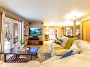 Χώρος καθιστικού στο Naturbyn Retreat