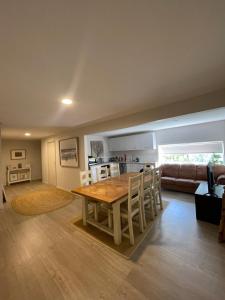 Kuchyň nebo kuchyňský kout v ubytování Surfcoast Equine Apartment + 27 fotografií