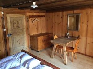 Fotografie z fotogalerie ubytování Sunny, rustical 5 room cottage in Valposchiavo v destinaci Poschiavo