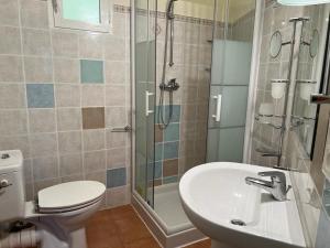 Zdjęcie z galerii obiektu APPARTEMENT SCOPA - Plage à pied - vue mer w mieście Conca