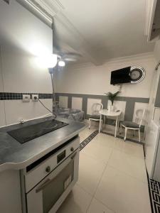 Zdjęcie z galerii obiektu Chambre de luxe 95 Grise w mieście Deuil-la-Barre