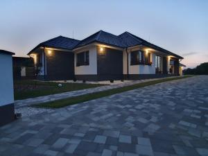 Fotografia z galérie ubytovania Solymos Apartmanház v destinácii Vámosatya