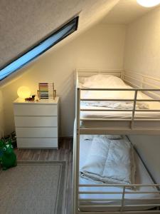 Двуетажно легло или двуетажни легла в стая в Ferienwohnung_Rosenholz_