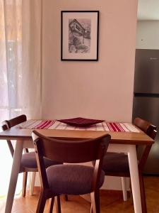 Foto dalla galleria di Apartment in Skanderbeg Square - Tirana Center 1 a Tirana