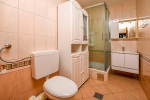 Koupelna v ubytování House Lucija