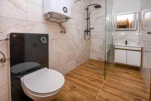 Koupelna v ubytování House Lucija + 27 fotografií