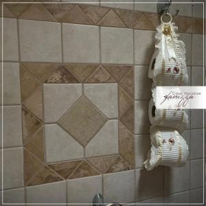A bathroom at Trullo Cometa