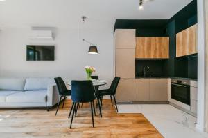 Zdjęcie z galerii obiektu Słońce & Plaża Apartamenty Krynica Morska w Nautikka Park w mieście Krynica Morska