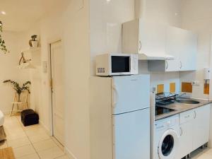 Kuchyň nebo kuchyňský kout v ubytování Apartamento Puerta del Camino 6