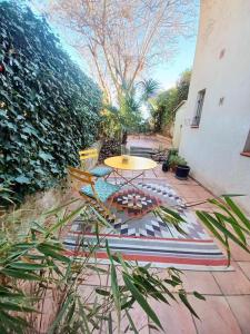 Fotografia z galérie ubytovania Un petit oasis en plein centre de Céret. v destinácii Céret