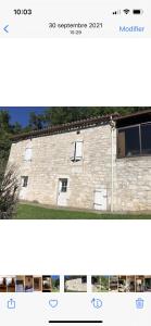 Fotografia z galérie ubytovania Détente en campagne dans le quercy une Chambre lit double et un matelas d appoint une personne dans le salon v destinácii Castelnau-Montratier