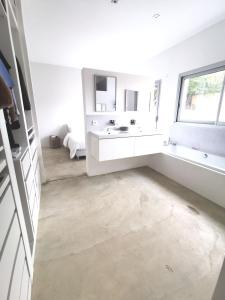 Zdjęcie z galerii obiektu Maison de particulier w mieście Le Mans +9 zdjęć
