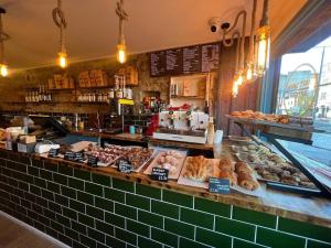 Cibo presso l'affittacamere o nelle vicinanze