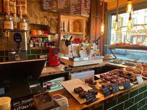 Cibo presso l'affittacamere o nelle vicinanze