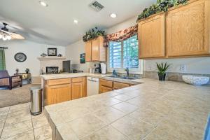 Afbeelding uit fotogalerij van Private Pool and Spa La Quinta Retreat! in La Quinta +20 foto's