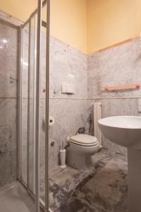 A bathroom at Hotel Villa Maya