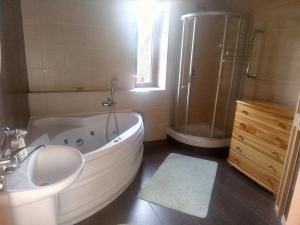 Kúpeľňa v ubytovaní SKI&SUN - Apartmán B11
