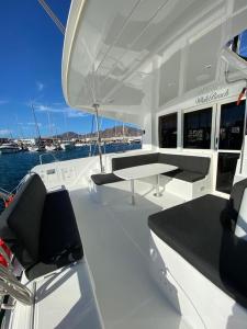 Zdjęcie z galerii obiektu Catamaran White Beach w mieście Playa Blanca