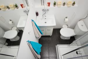 O baie la Studio Centrum