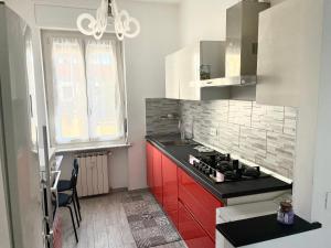 A kitchen or kitchenette at Appartamento Le Risaie